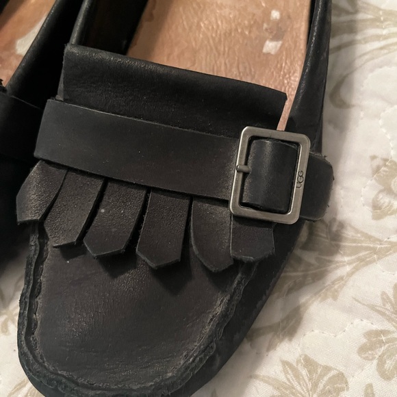 Ugg Driving Moccasins - Picture 3 of 6